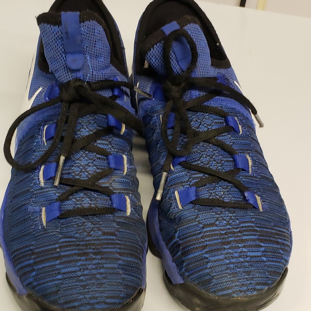 Boys 6.5 Nike KD